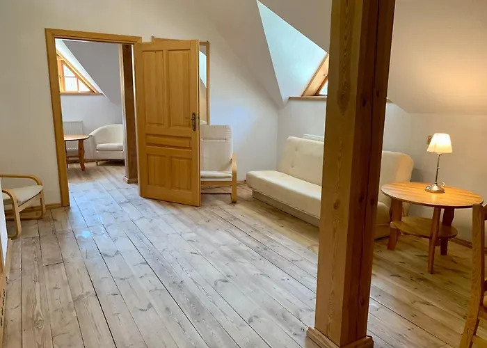 Gosciniec Rzemyk Апартаменты Вдзыдзе-Кишевске